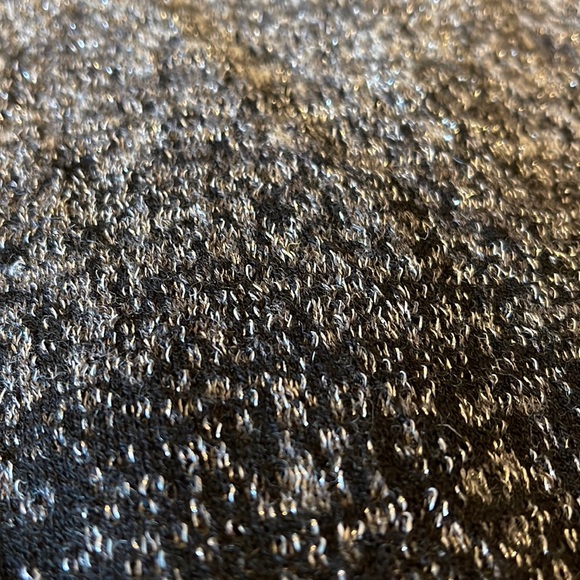 Gorgeous Alberto Makali Textured Ombré Lurex Sweater Cape - Picture 6 of 10